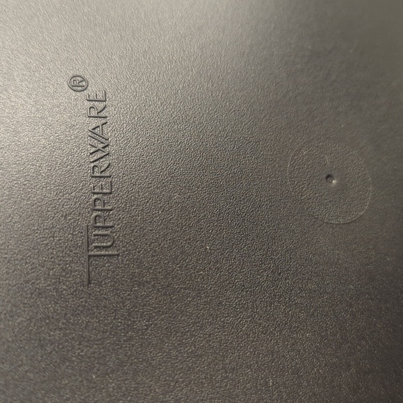 Tupperware Set of 4 modular mates with black seals - Picture 5 of 5